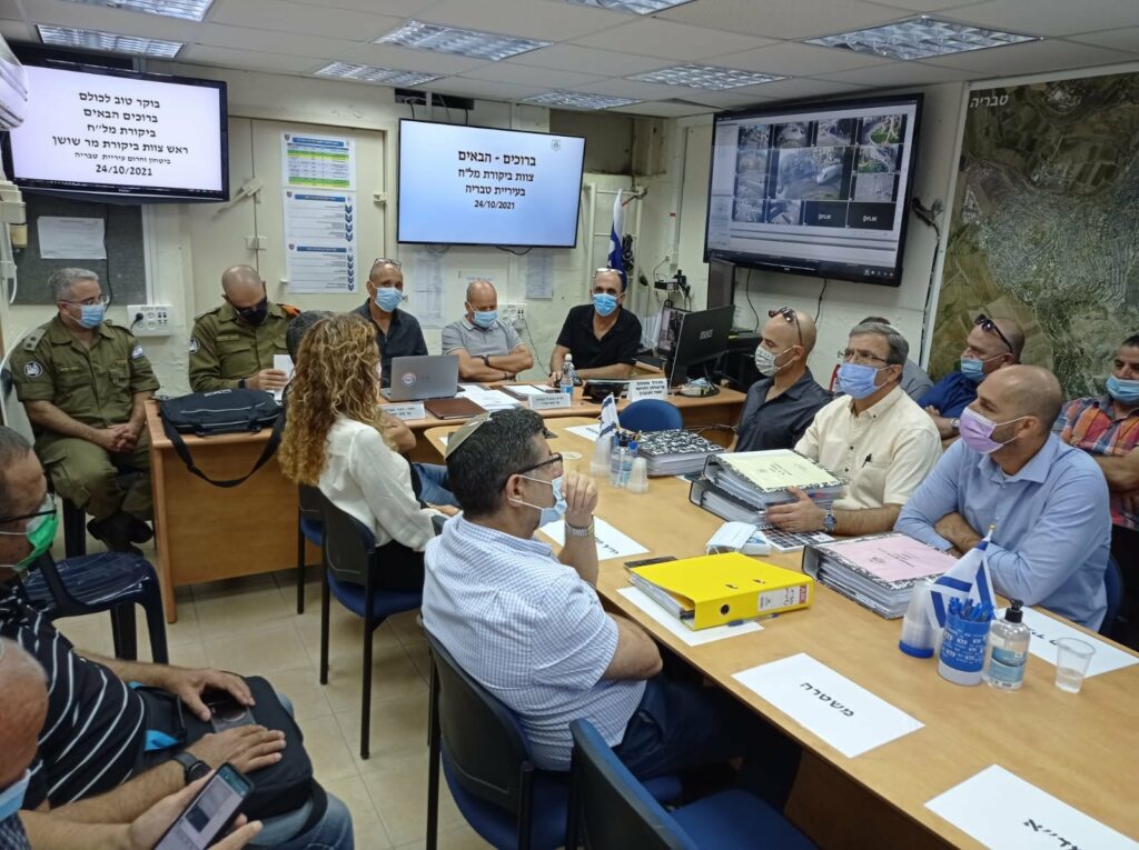 תמונה מהישיבה